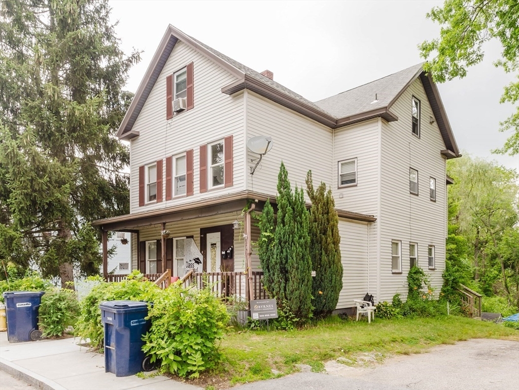 26 Granite St Property Photo 2
