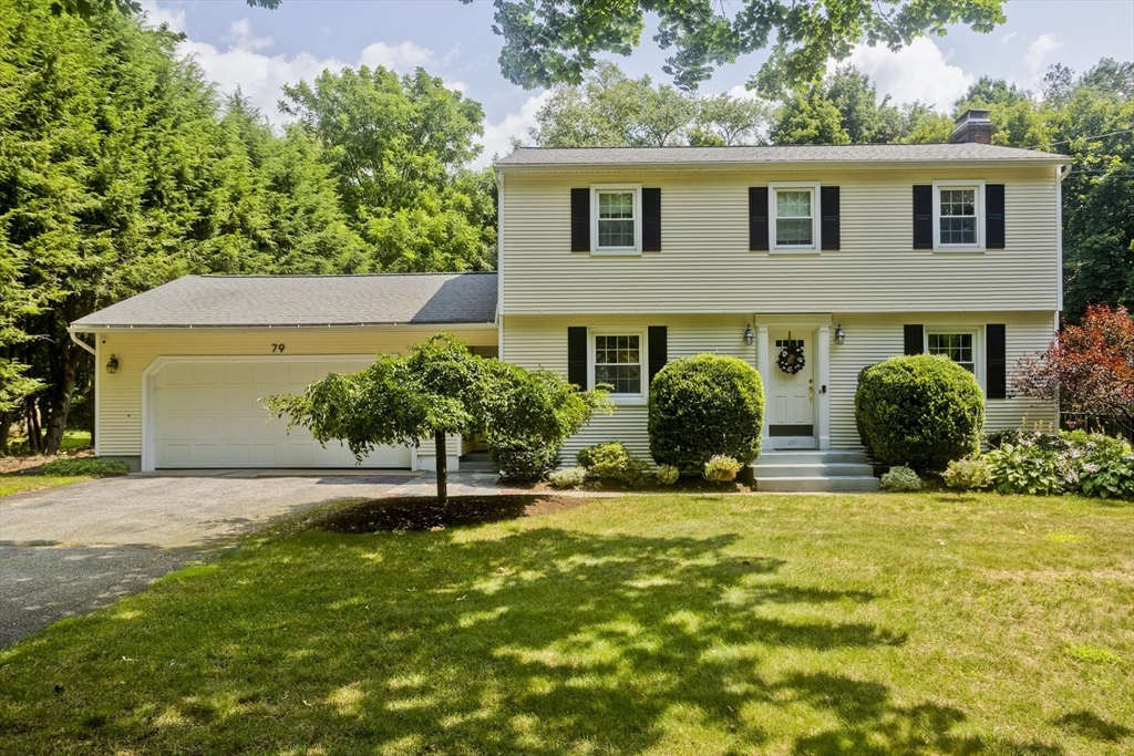 79 Viscount Rd Property Photo 1