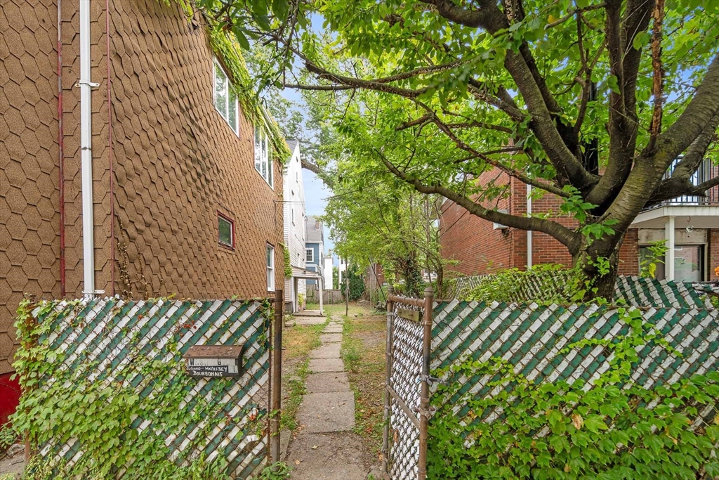 1 Washington Place Property Photo 3