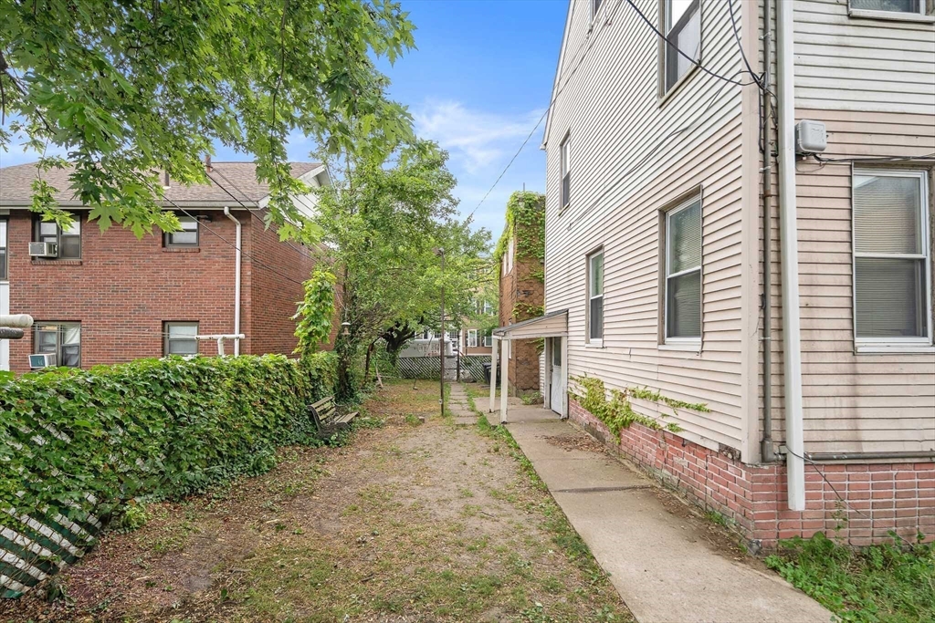 1 Washington Place Property Photo 5