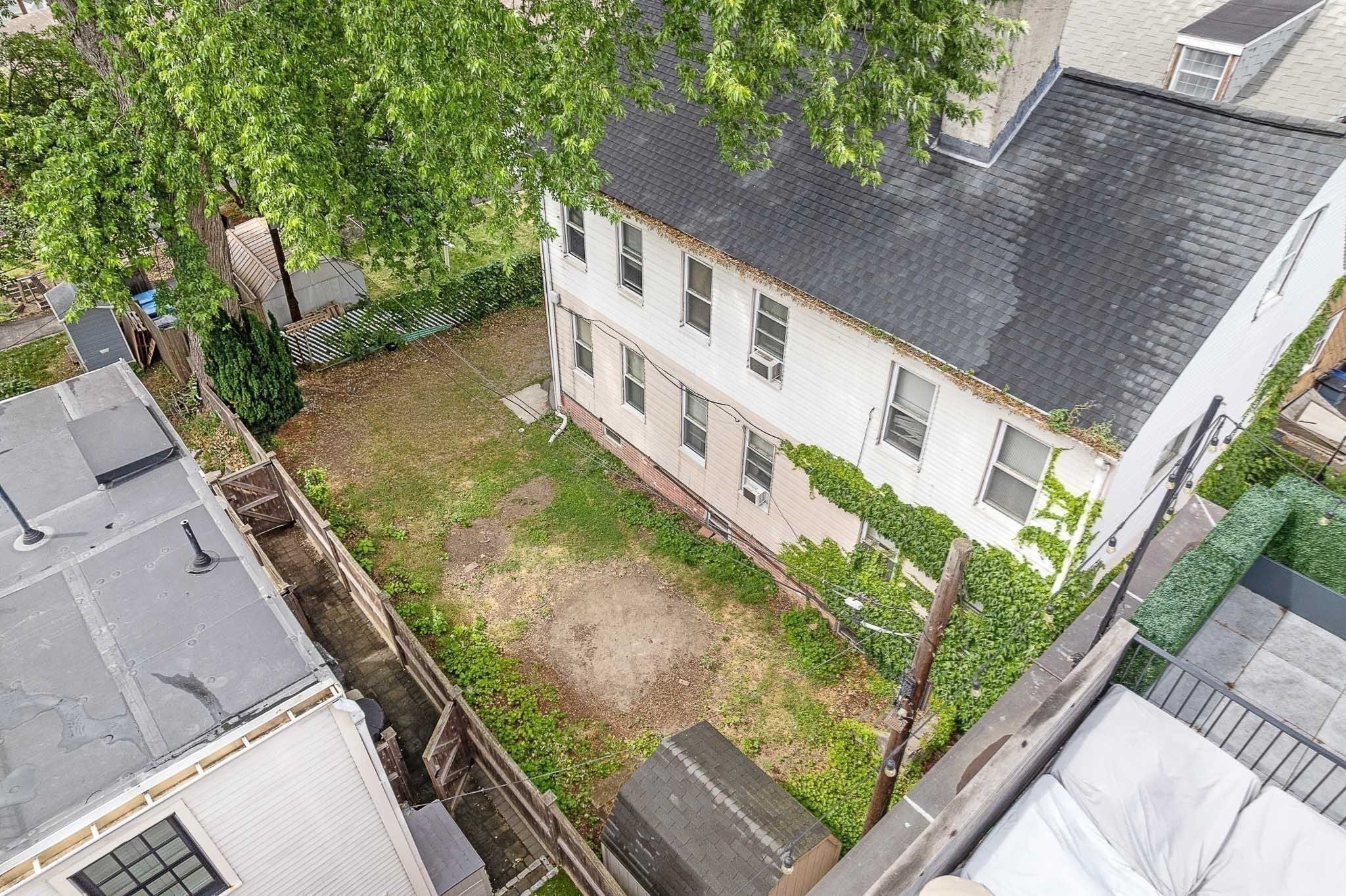 1 Washington Place Property Photo 6