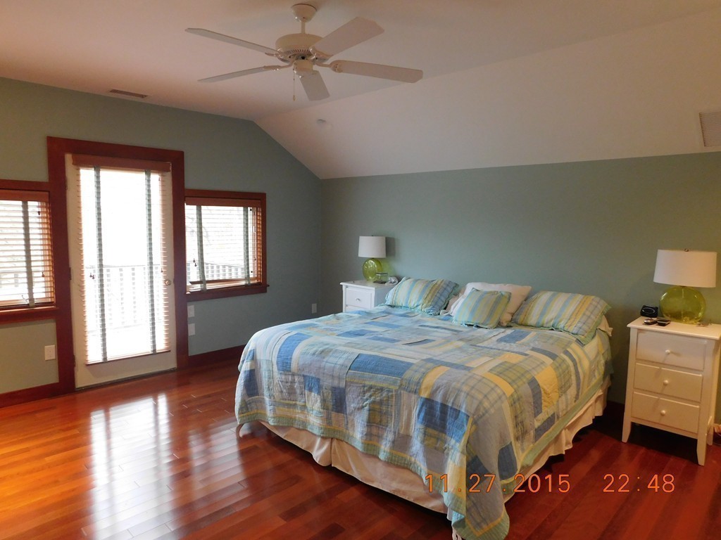 27 Beach Plum Ln Property Photo 9