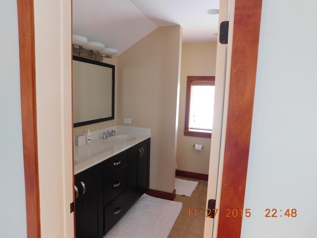 27 Beach Plum Ln Property Photo 10