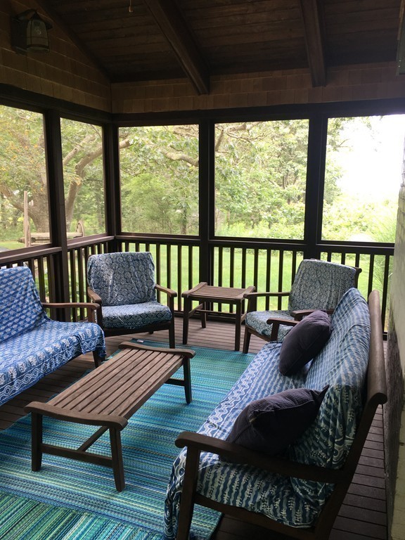 27 Beach Plum Ln Property Photo 17