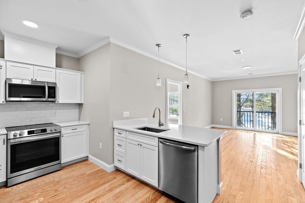 485 Blue Hills Parkway # 50 Property Photo 1