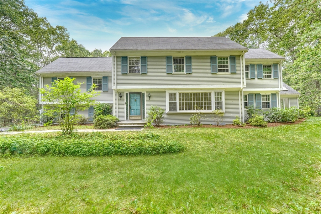 15 Goose Pond Rd Property Photo 1