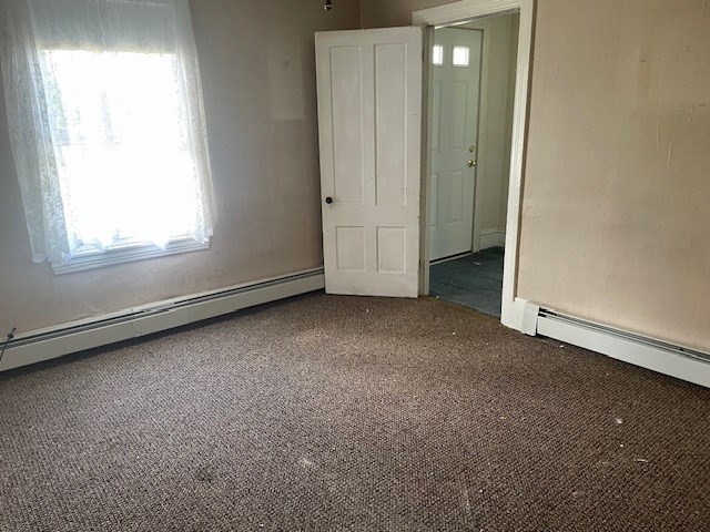 90 Marsh Rd Property Photo 4
