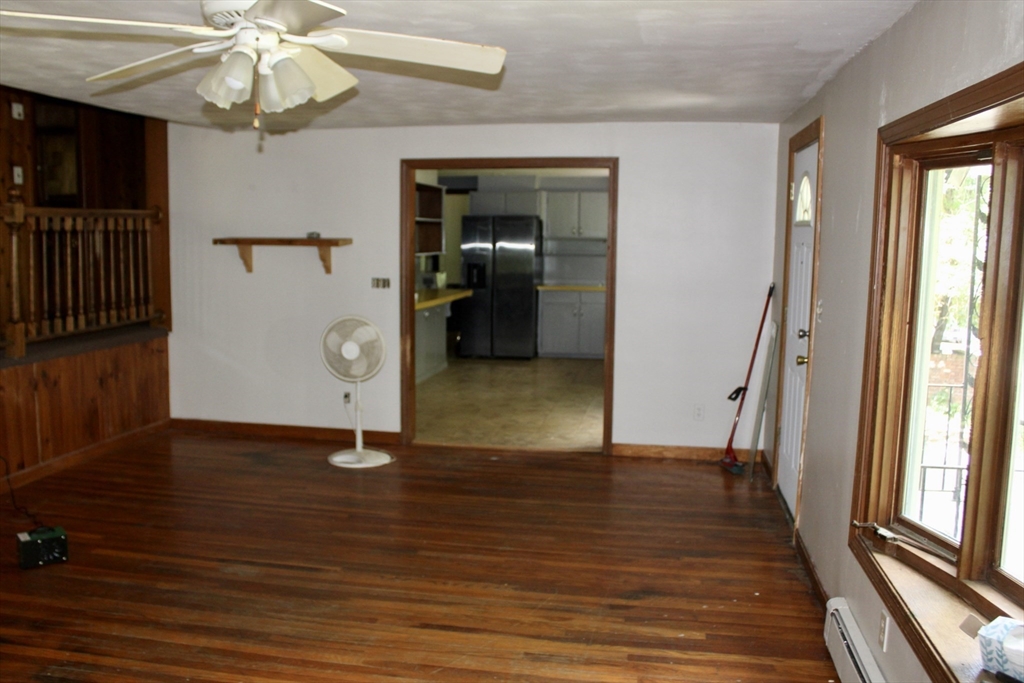 87 Bellevue Dr East Property Photo 5