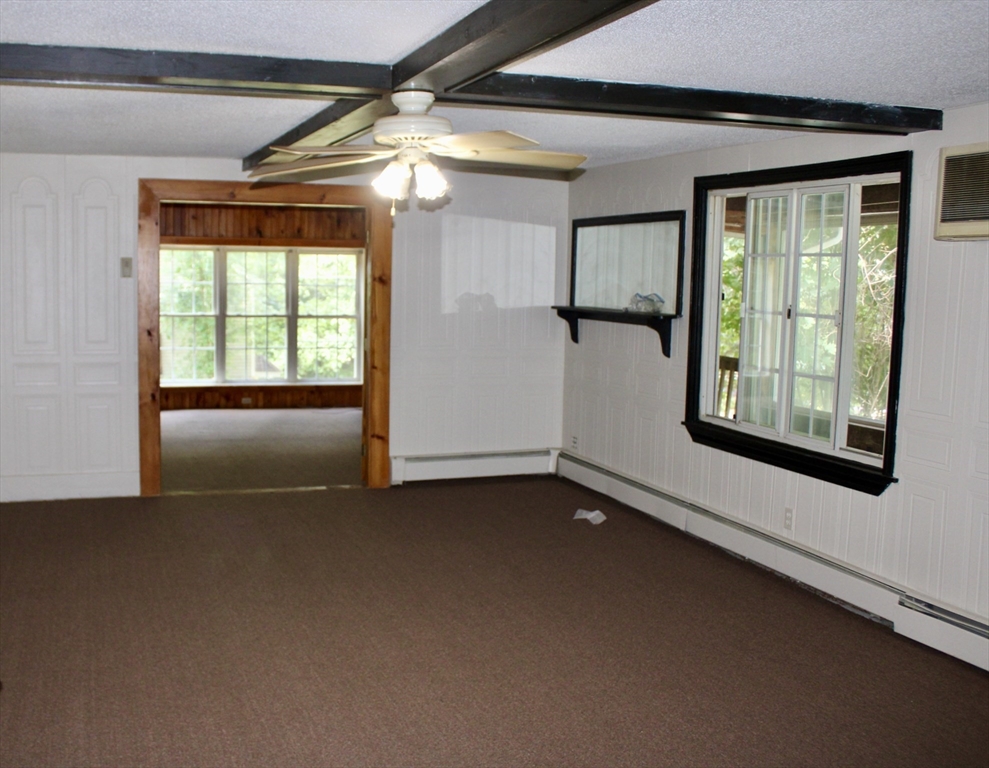 87 Bellevue Dr East Property Photo 8