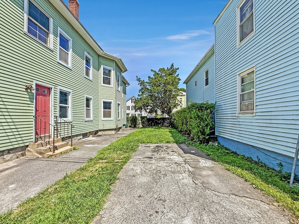 70 Cutler St Property Photo 2