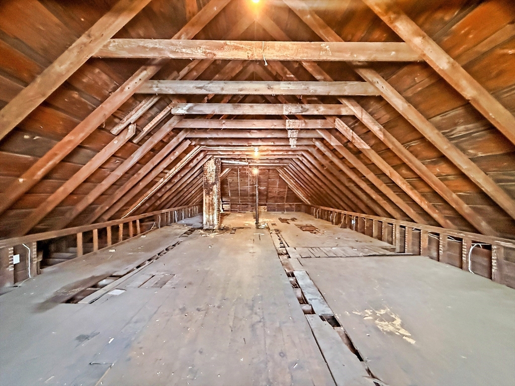 70 Cutler St Property Photo 36