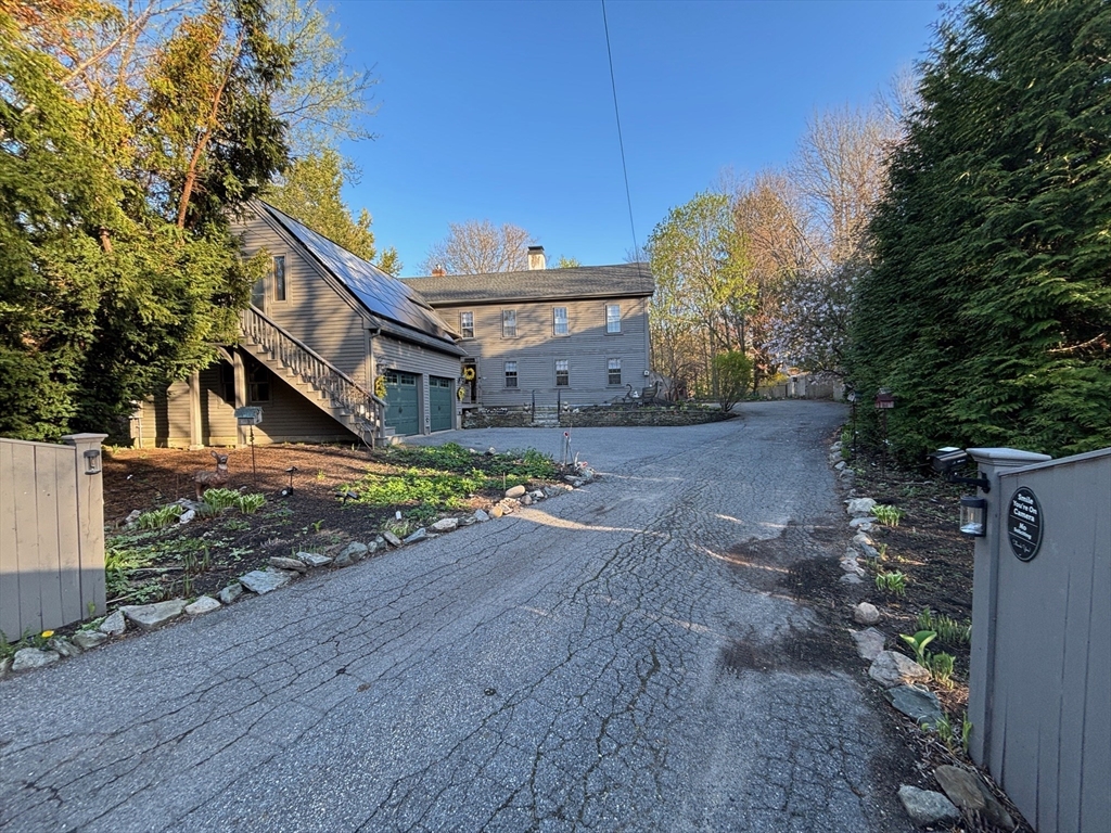905 Main St Property Photo 1