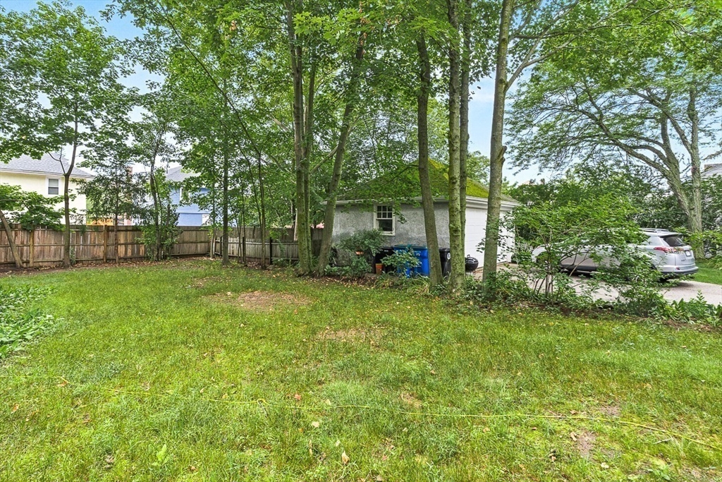 17-19 Linden Ave Property Photo 37