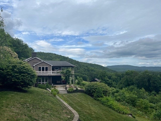 151 Smead Hill Rd Property Photo 1