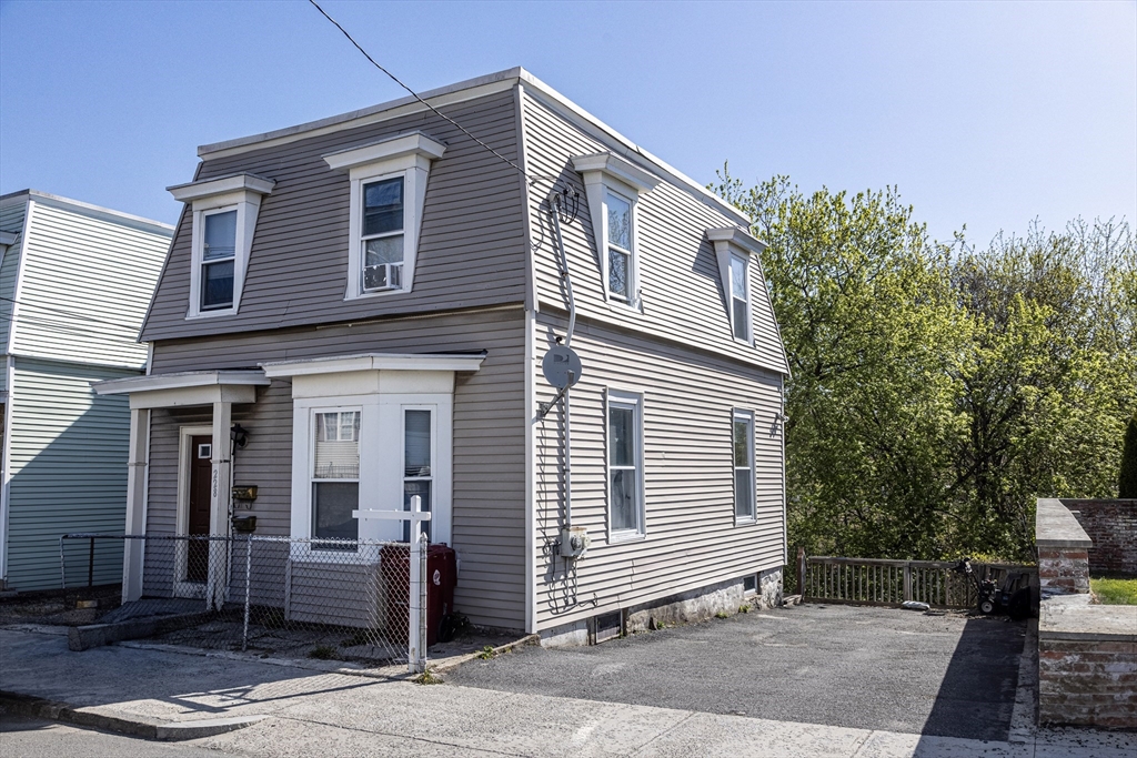 228 Lawrence Street Property Photo 1