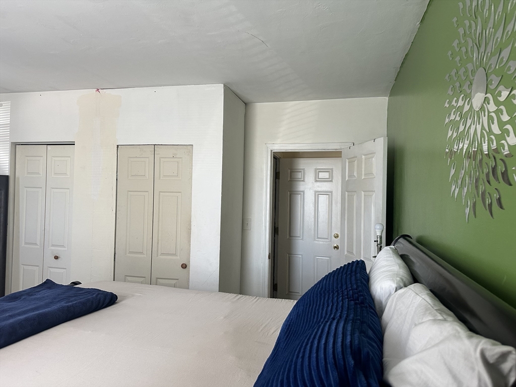 228 Lawrence Street Property Photo 9