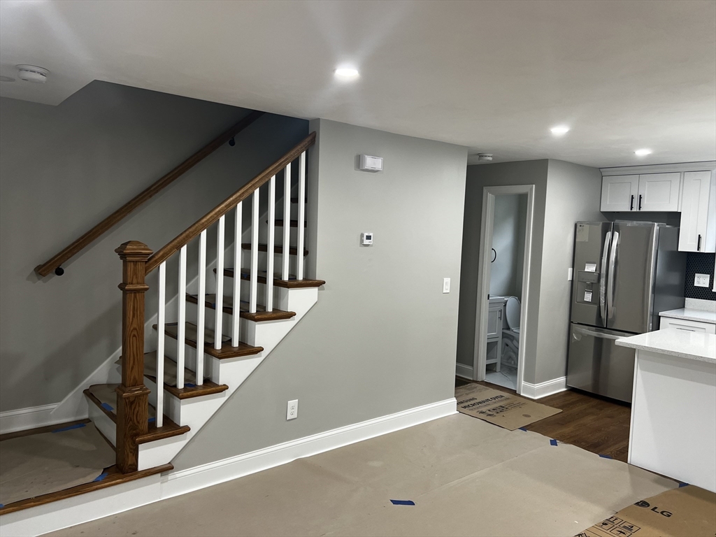9 Homestead Ave Property Photo 14