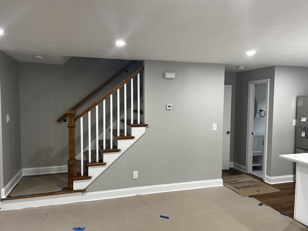 9 Homestead Ave Property Photo 17