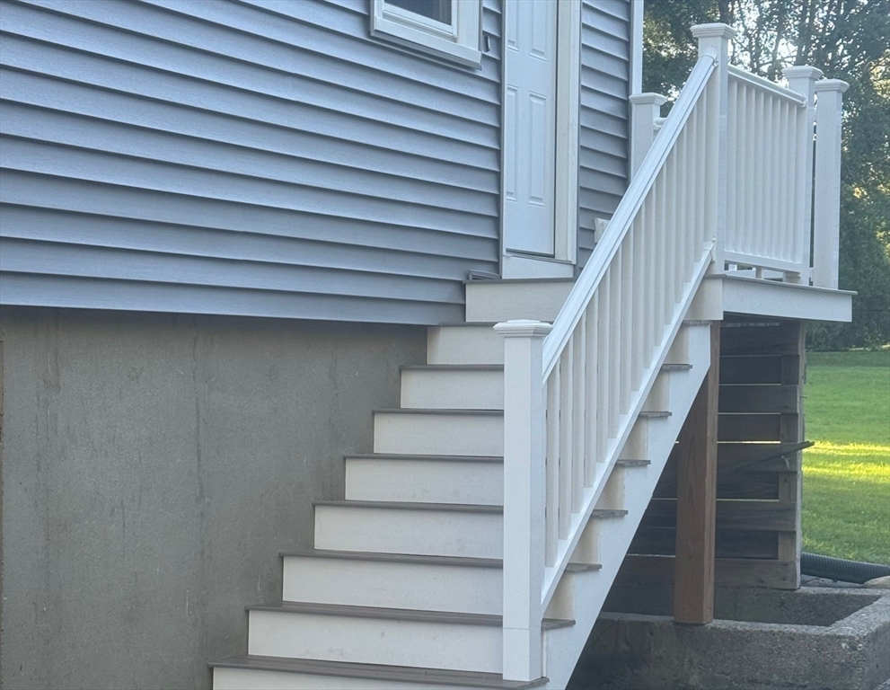 9 Homestead Ave Property Photo 23