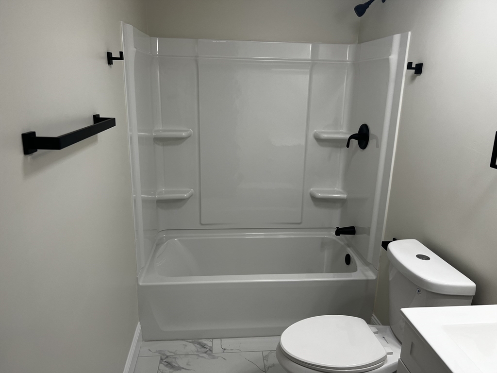 9 Homestead Ave Property Photo 31