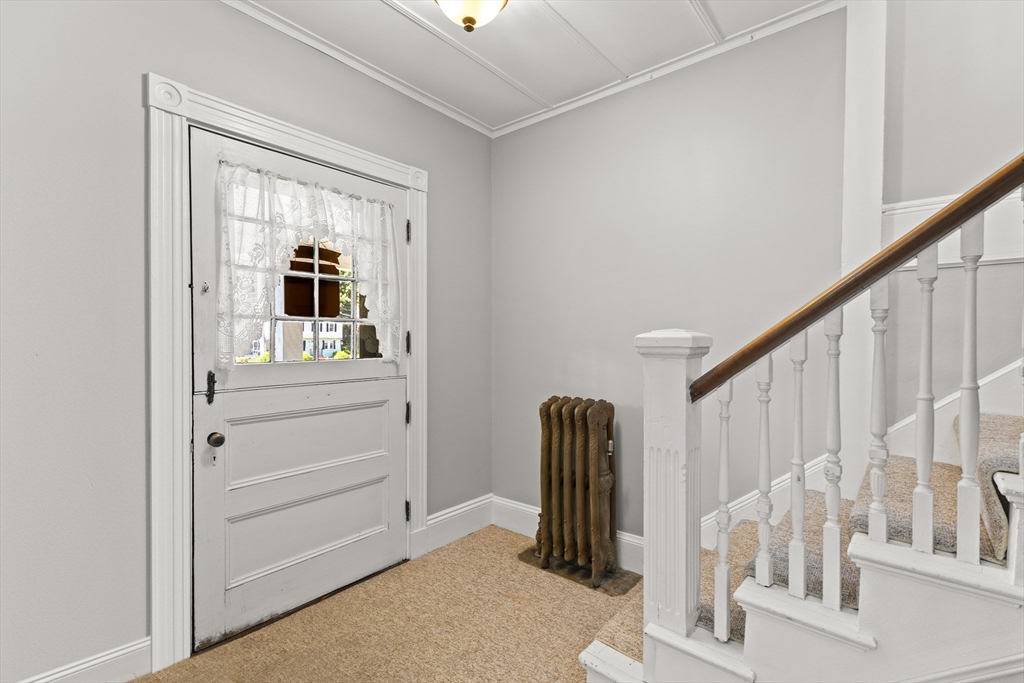 52 Oak Street Property Photo 11