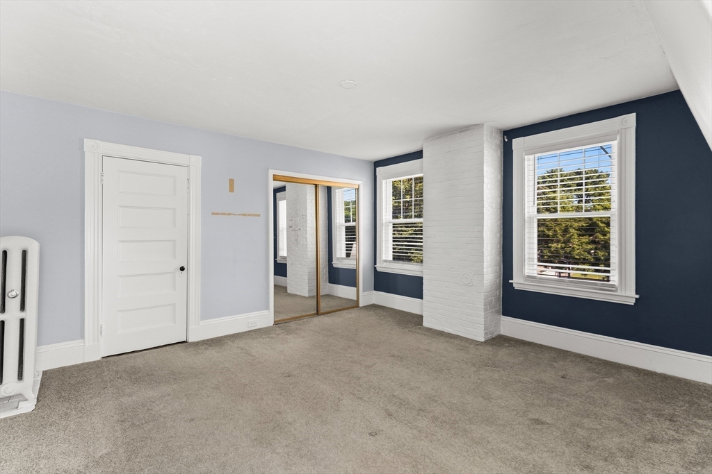 52 Oak Street Property Photo 20