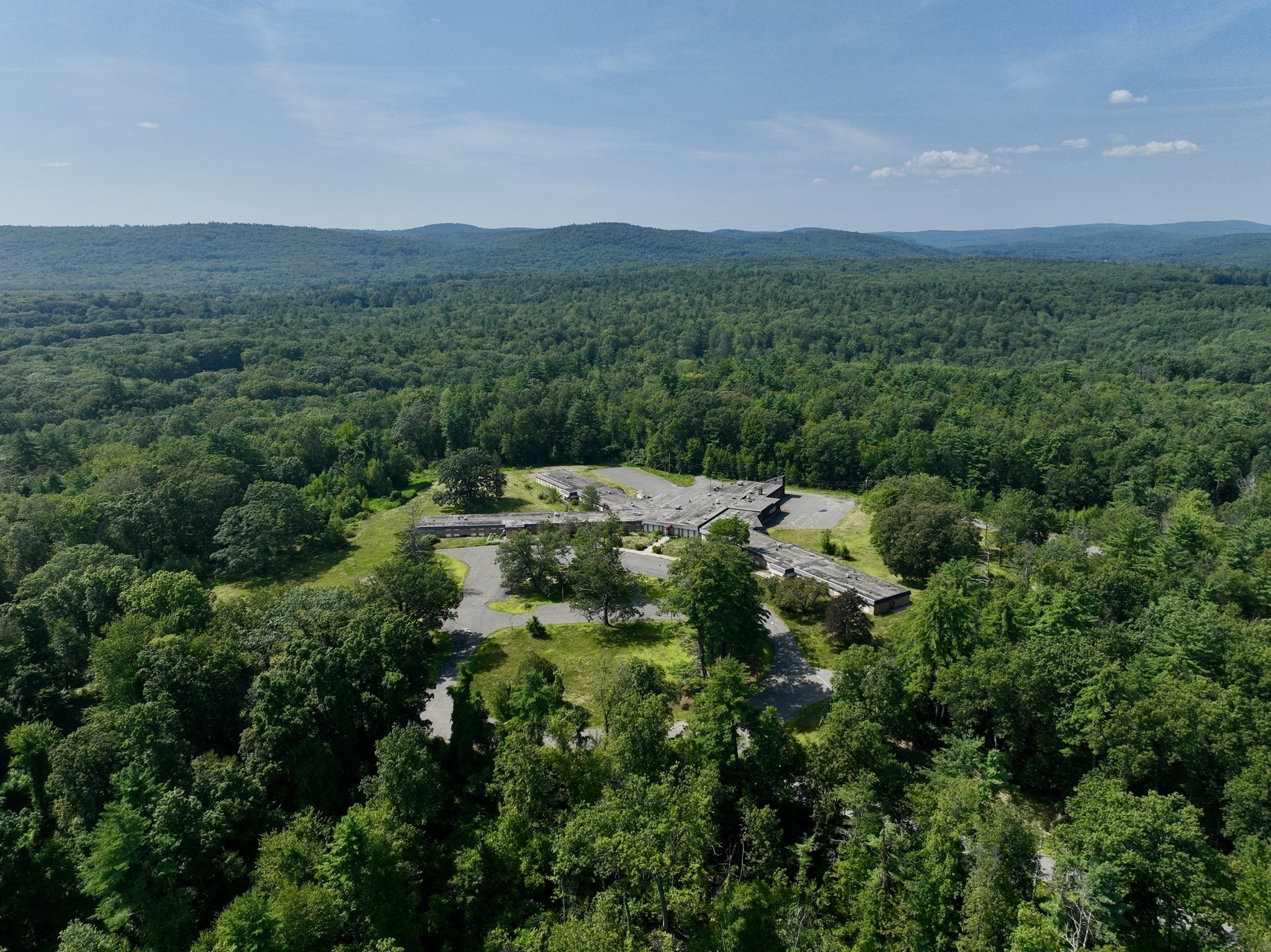 222 River Rd