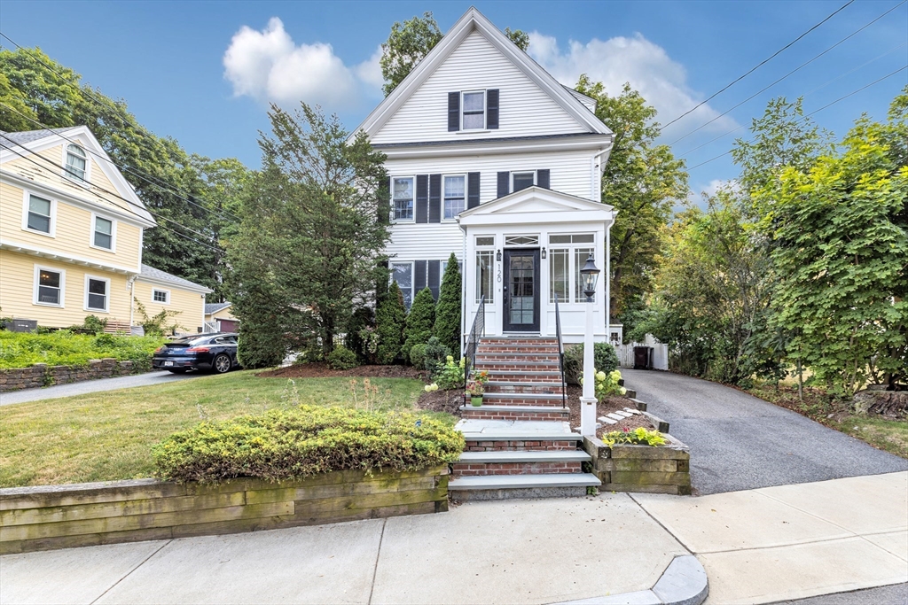 120 Walnut St Property Photo 1