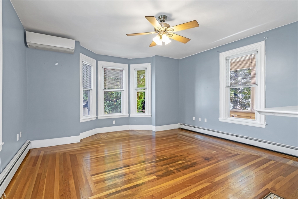 44 Grove St Property Photo 14