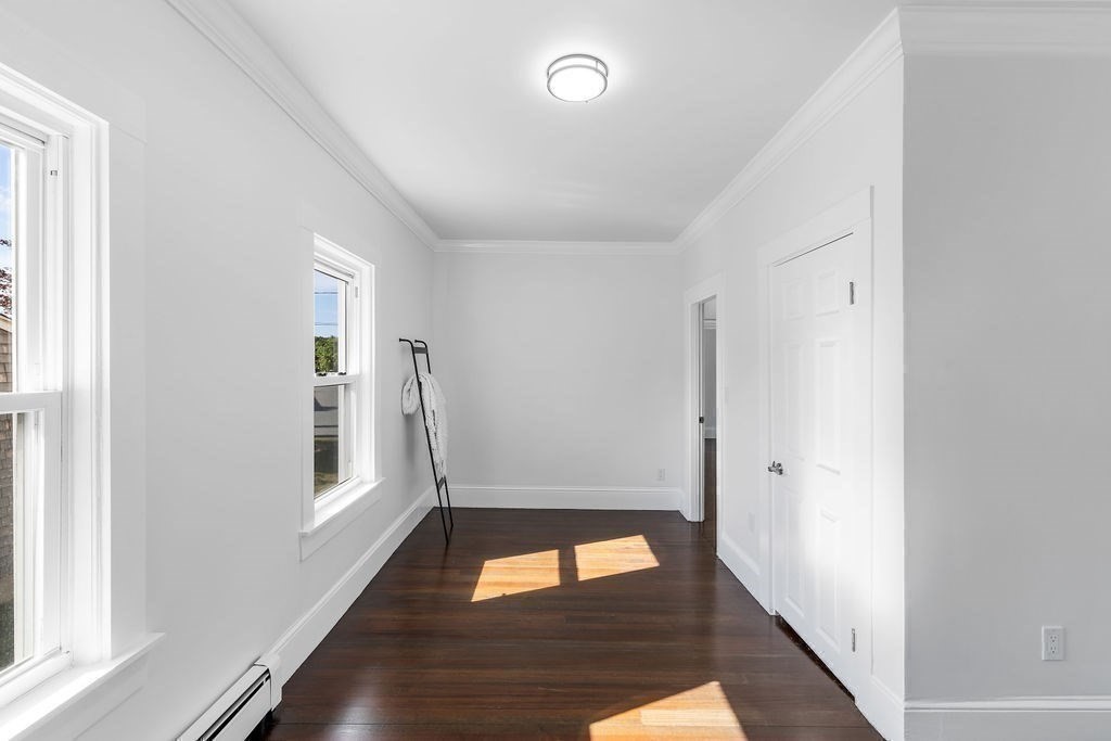 13 Arlington St Property Photo 18