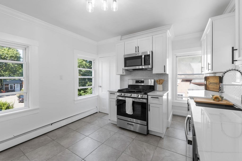 13 Arlington St Property Photo 23