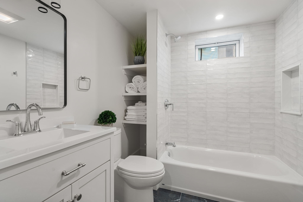 137-139 Crafts Street Property Photo 15