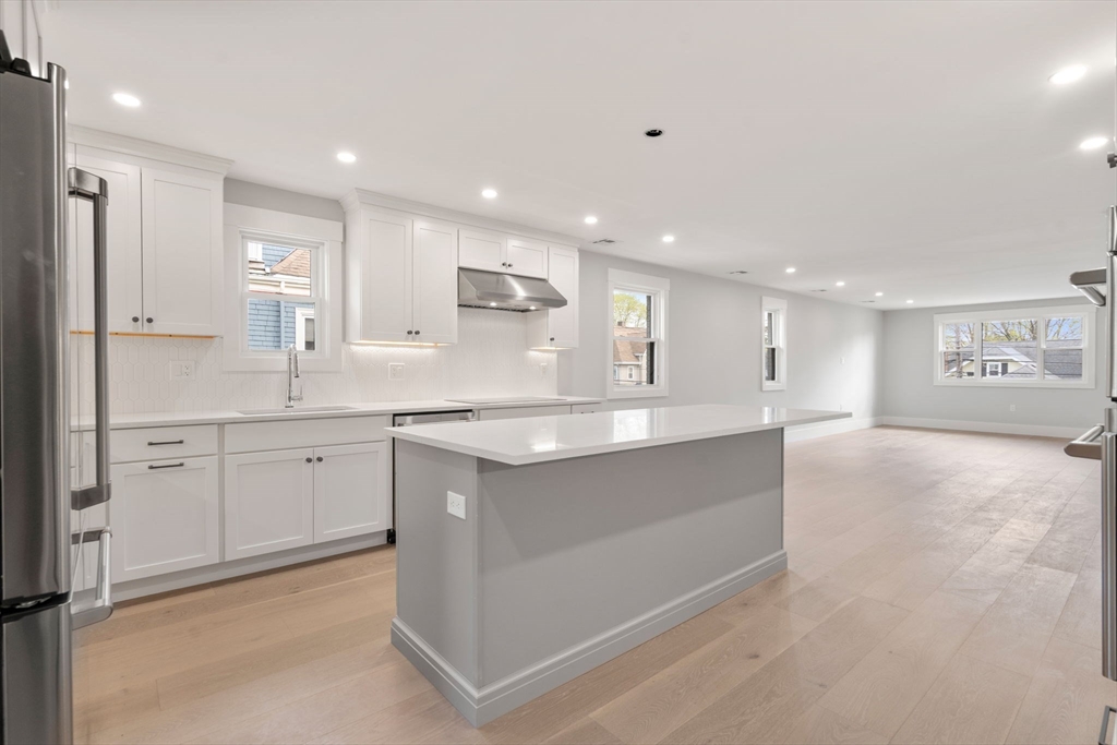 137-139 Crafts Street Property Photo 22
