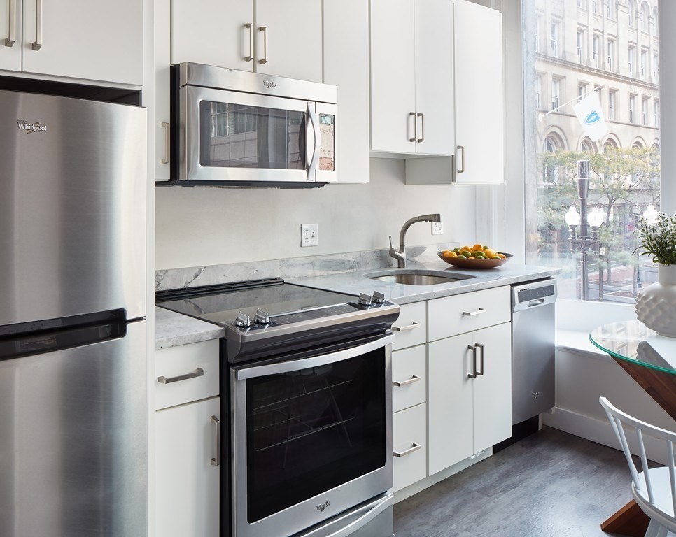 630 Washington # 204 Property Photo 6