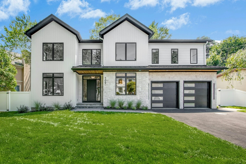 109 Harwich Rd Property Photo 1