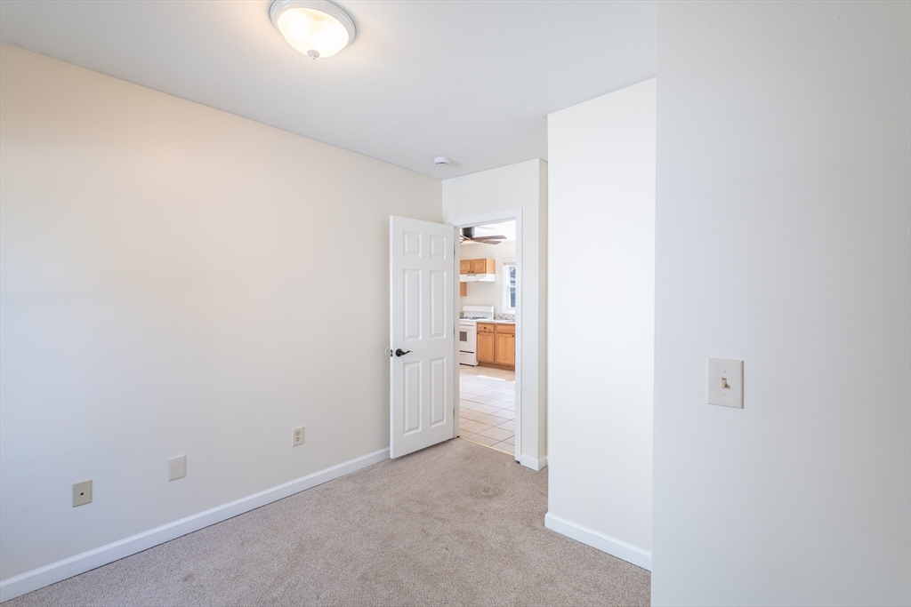 98-100 Cherrelyn St Property Photo 11