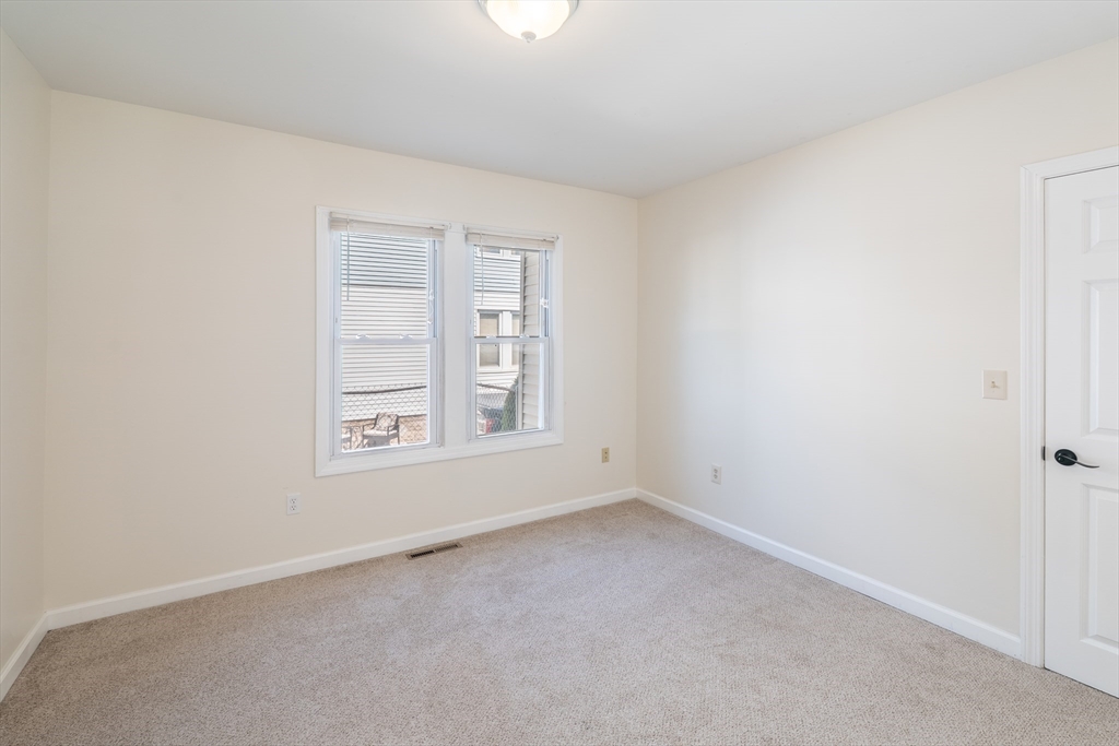 98-100 Cherrelyn St Property Photo 12