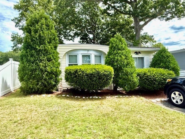 7 Bayberry Lane Property Photo 1