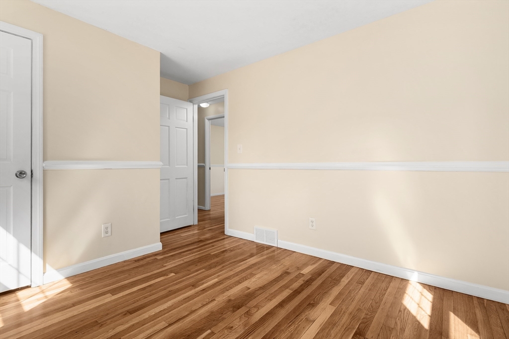 60 Packard St. Property Photo 14