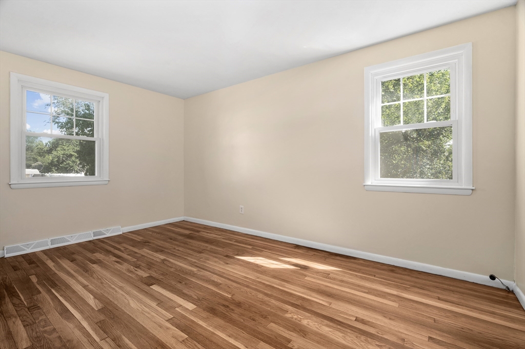 60 Packard St. Property Photo 15