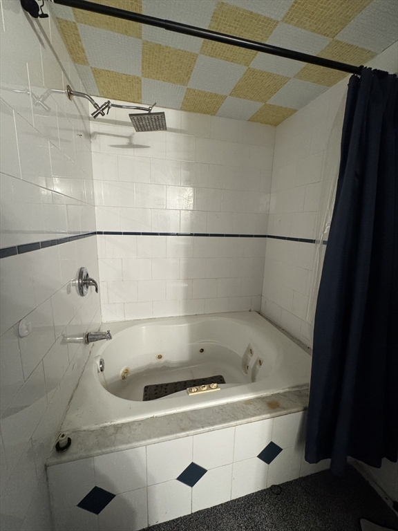 39 Ayer St Property Photo 11