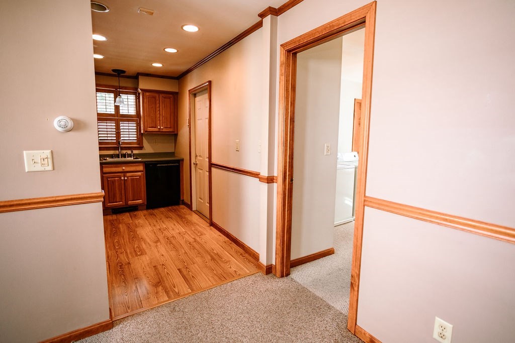 235-237 Wood Property Photo 12