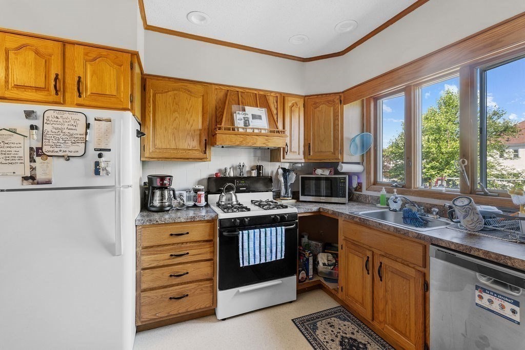 141 Butler St Property Photo 12