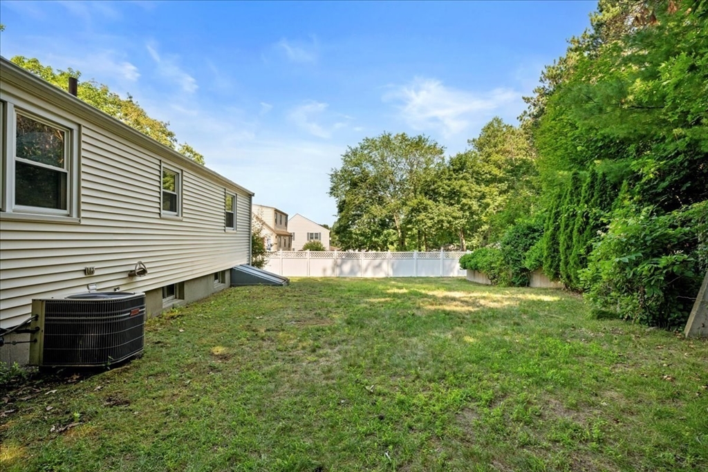 8 Reardon Rd Property Photo 3