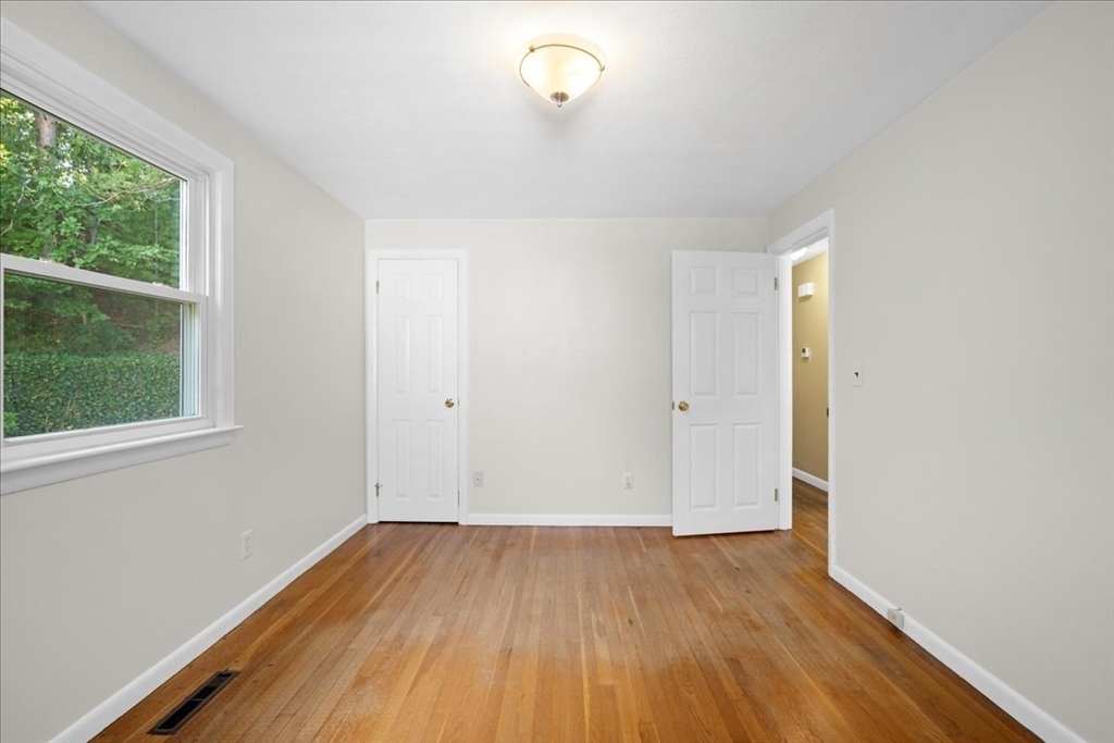 8 Reardon Rd Property Photo 16