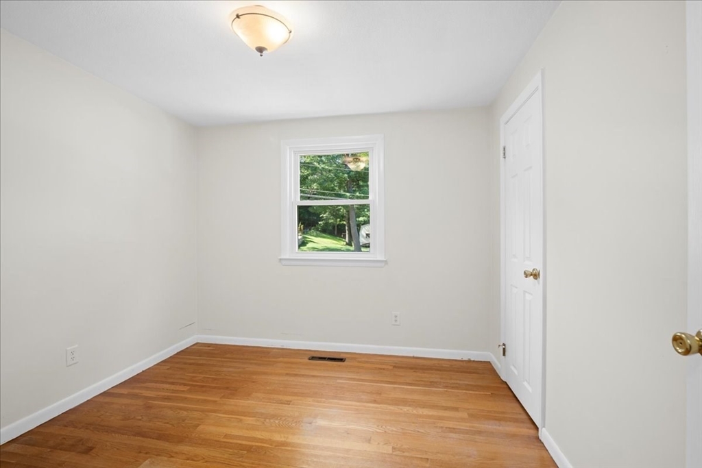 8 Reardon Rd Property Photo 17