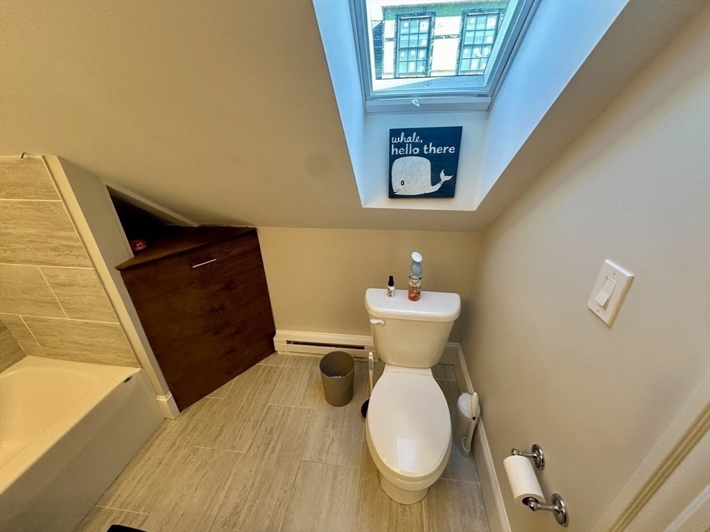 8 Osborne St # 3 Property Photo 18