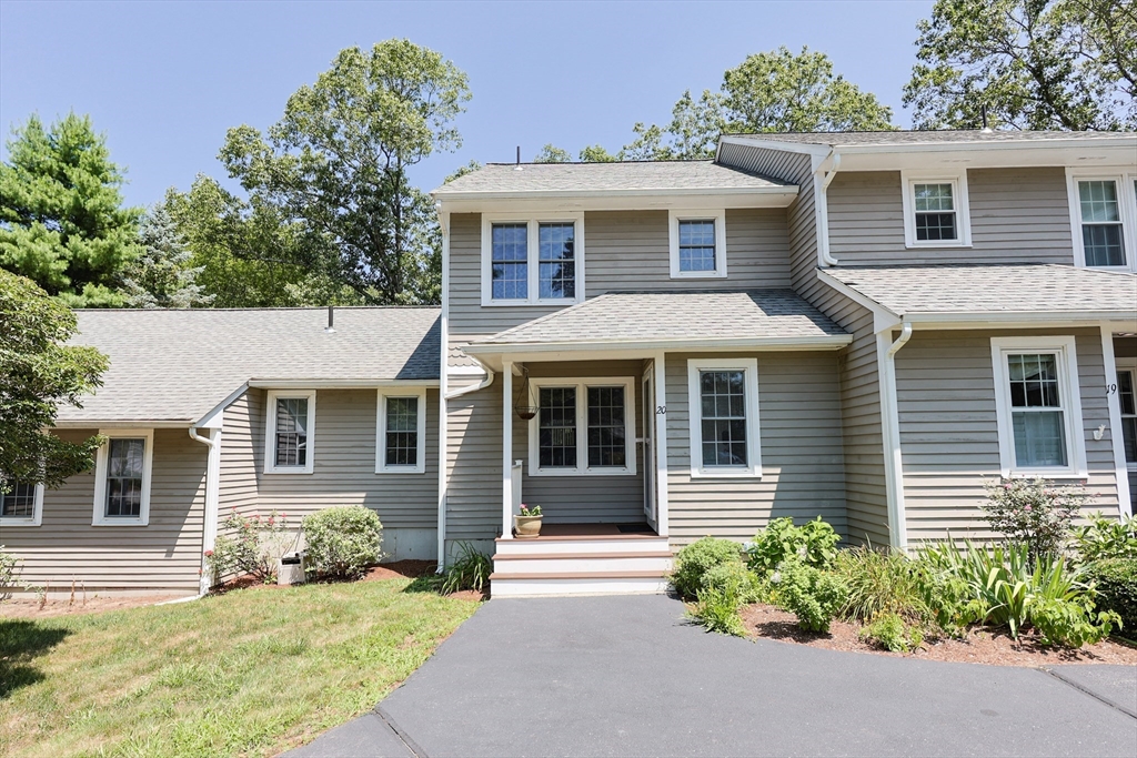 20 Laurelwood Dr # 20