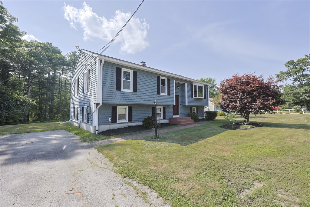 1079 Burt Street Property Photo 1