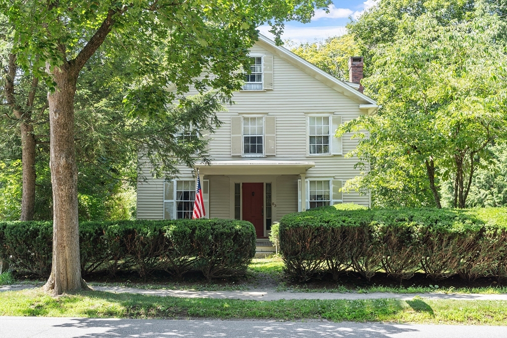 83 Monument St